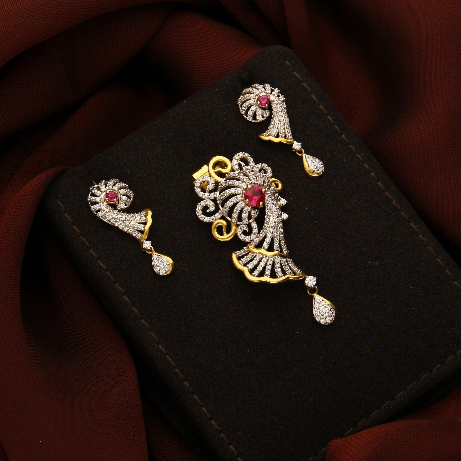 PENDANT SET